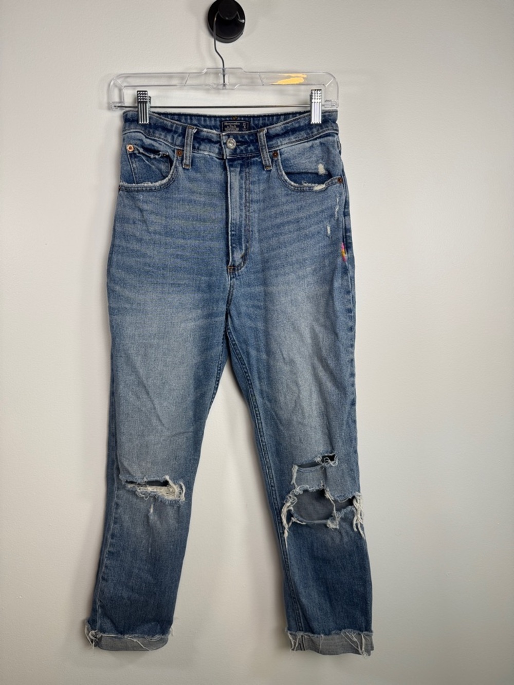Abercrombie & Fitch Ultra High Rise Ankle Straight Jeans Distressed Size 27/4
